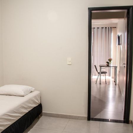 Hotel Viena Тагуатинга Экстерьер фото