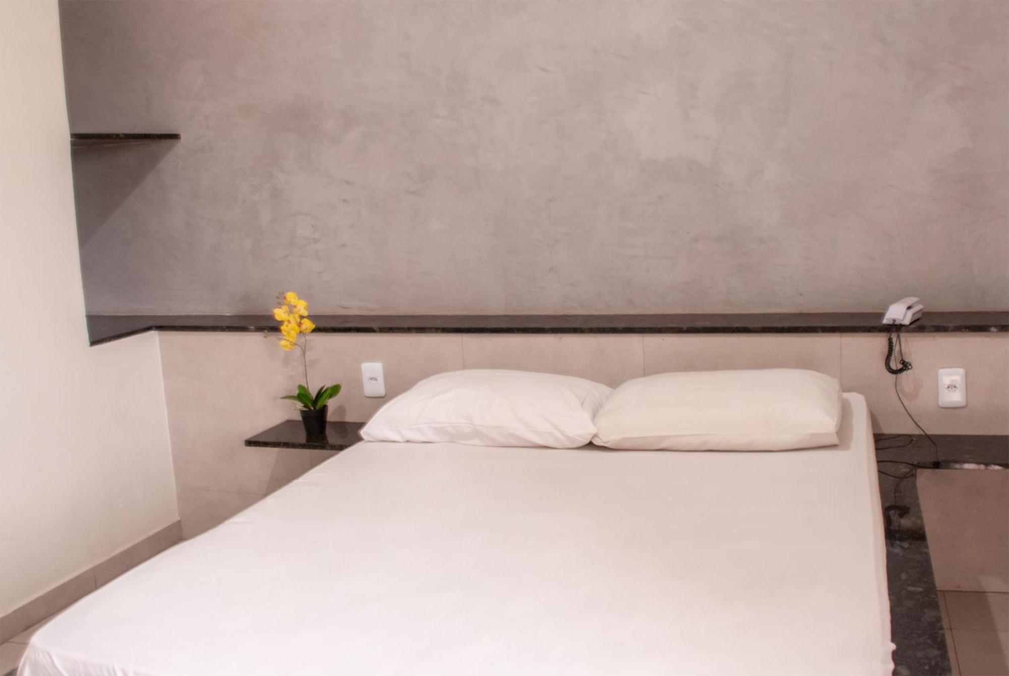 Hotel Viena Тагуатинга Экстерьер фото