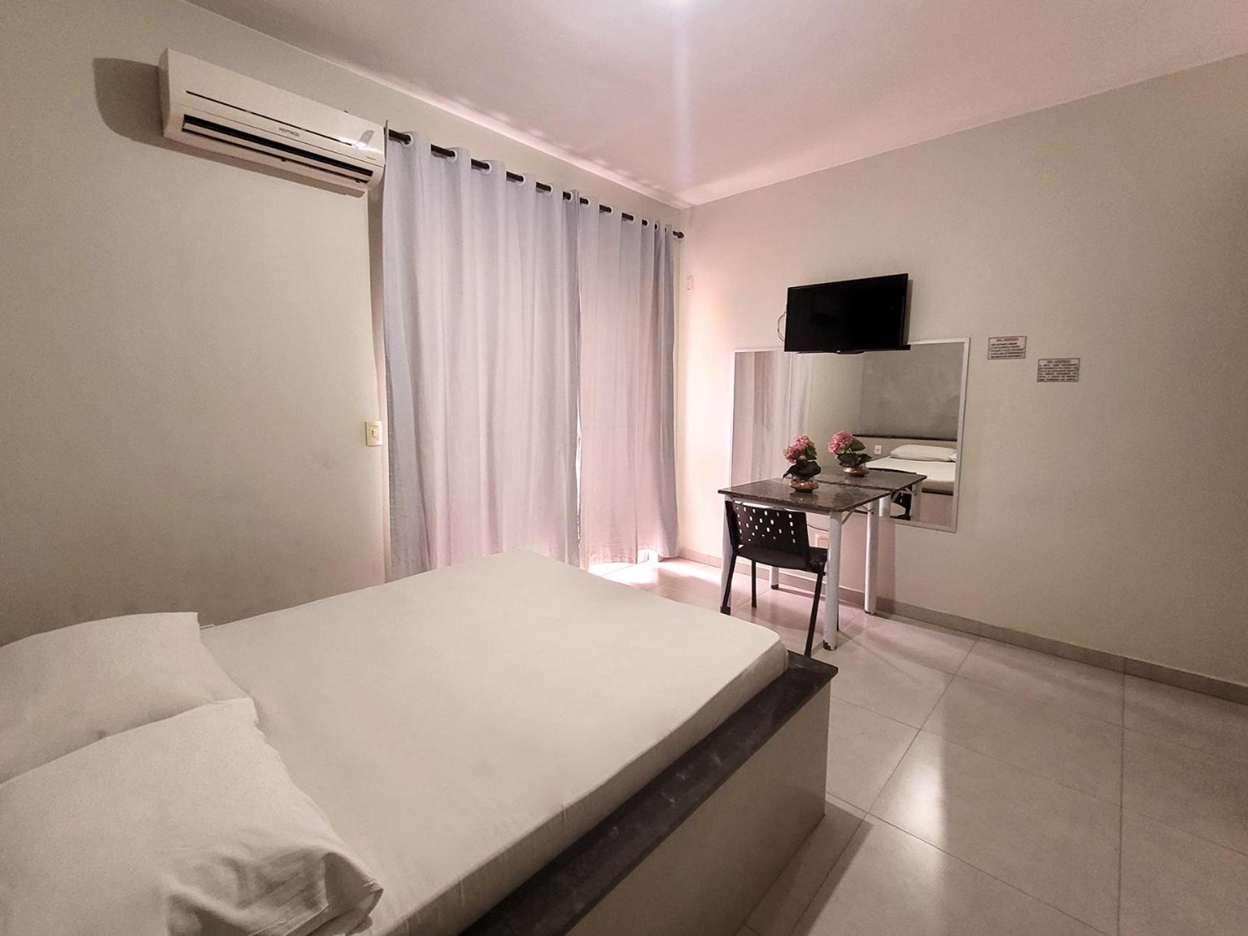 Hotel Viena Тагуатинга Экстерьер фото