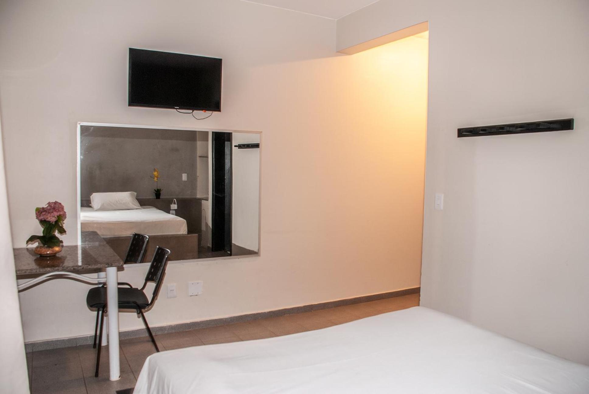 Hotel Viena Тагуатинга Экстерьер фото
